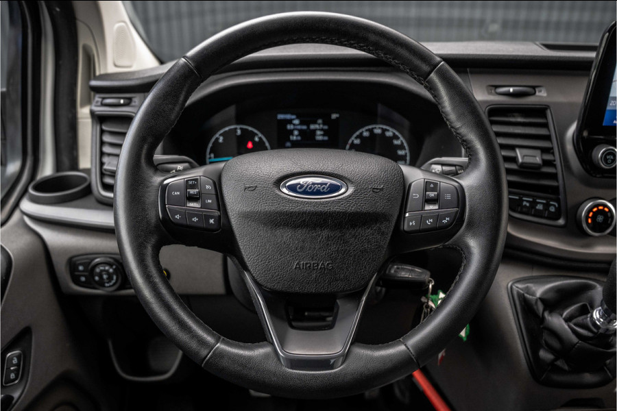Ford Transit Custom L1H1 | 3-Zits | 130 PK | Camera | Cruise | PDC | Airco | Trekhaak
