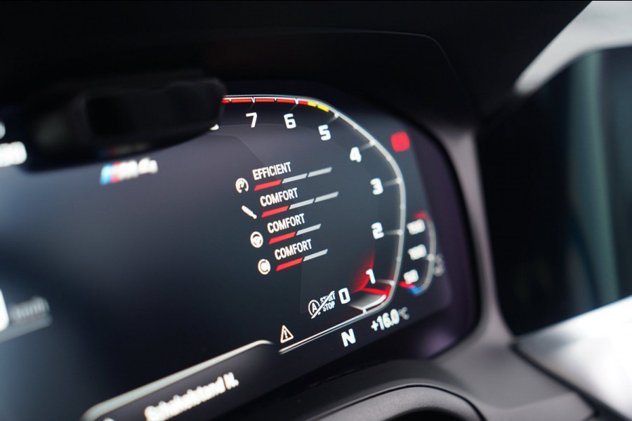 BMW 4 Serie Cabrio M4 xDrive Competition | Akrapovic | Carbon Package | Harman/Kardon | Nekverwarming | Laser | Adaptieve Cruise