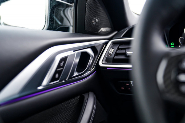 BMW 4 Serie Cabrio M4 xDrive Competition | Akrapovic | Carbon Package | Harman/Kardon | Nekverwarming | Laser | Adaptieve Cruise