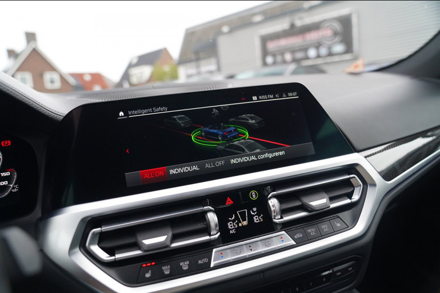BMW 4 Serie Cabrio M4 xDrive Competition | Akrapovic | Carbon Package | Harman/Kardon | Nekverwarming | Laser | Adaptieve Cruise