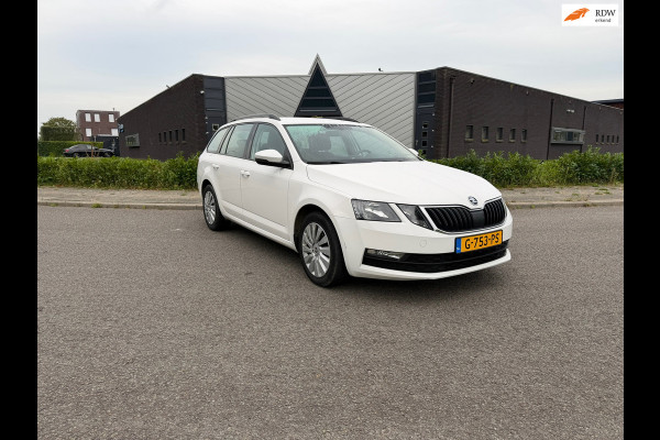 Škoda Octavia Combi 1.6 TDI Greentech Ambition