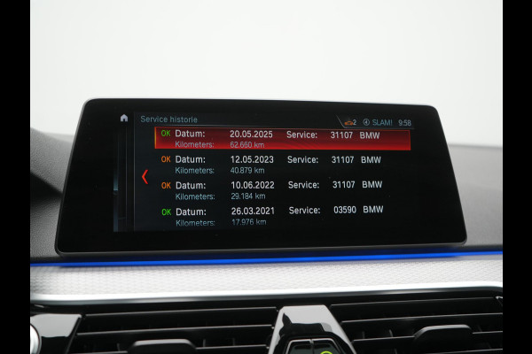 BMW 5 Serie Touring 520i M Sport 184pk Dealer O.H. | Panodak | Head Up | 360 Camera | Lederen Comfortstoelen Memory & Verwarmd | Sfeerverlichting | Blis | Apple Carplay | Stuur Verwarmd | Adaptive LED | Navigatie | DAB | 19"L.M |