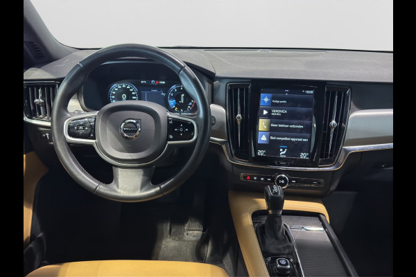 Volvo V90 T4 Aut. Momentum ACC Parkeercamera Leder 190pk