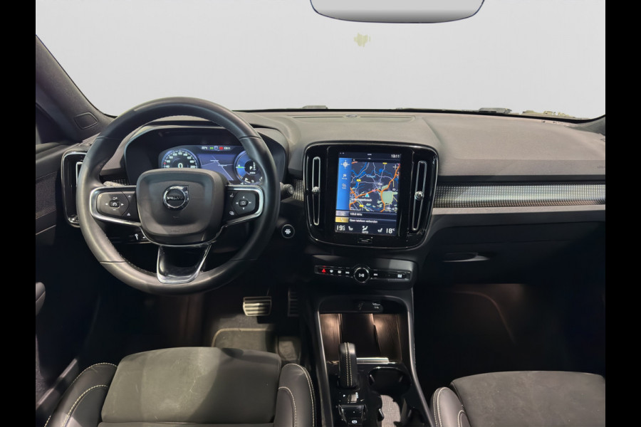 Volvo XC40 T5 Aut. Plug-in Hybrid R-Design Trekhaak Stoelverwarming Parkeercamera 262pk