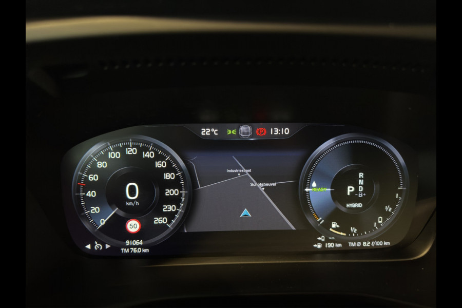 Volvo XC40 T5 Aut. Plug-in Hybrid R-Design Trekhaak Stoelverwarming Parkeercamera 262pk