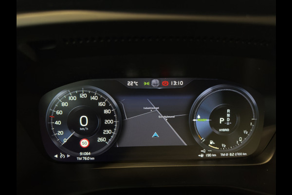 Volvo XC40 T5 Aut. Plug-in Hybrid R-Design Trekhaak Stoelverwarming Parkeercamera 262pk