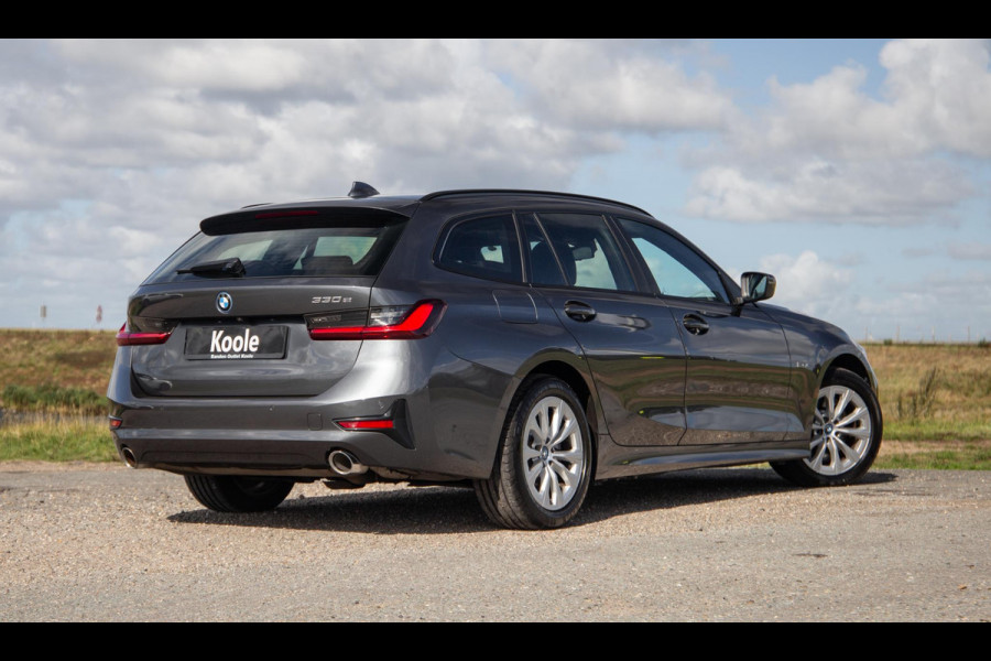 BMW 3 Serie Touring 330e High Executive LED / DEALER ONDERHOUDEN / CAMERA / CARPLAY / PHEV