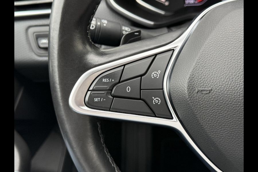 Renault Clio 1.3 TCe Intens | Trekhaak | CarPlay | 360* Camera | Keyless | 17 inch