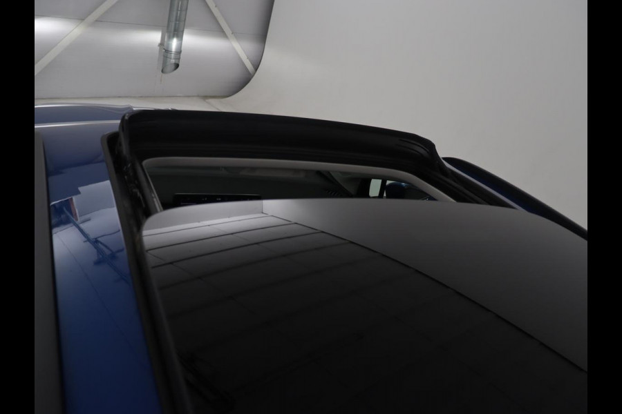 Škoda ENYAQ iV 60 | SOH 92,1 % | Trekhaak | Pano.Dak | LED | Stoelverwarming | Navigatie | Apple Carplay |