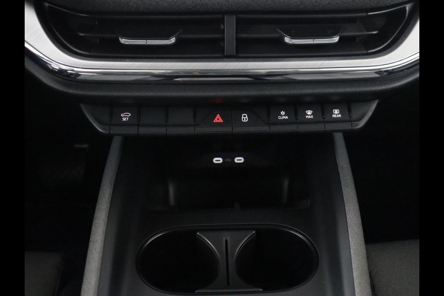 Škoda ENYAQ iV 60 | SOH 92,1 % | Trekhaak | Pano.Dak | LED | Stoelverwarming | Navigatie | Apple Carplay |