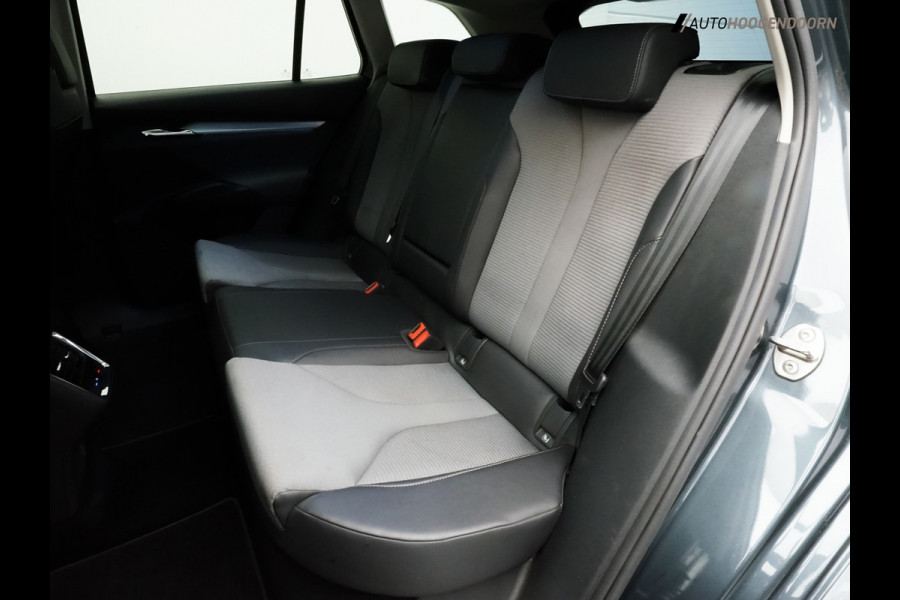 Škoda ENYAQ iV 80 Sport SoH 93% (APPLE CARPLAY,PANORAMADAK,CAMERA,STUUR-STOELVERWARMING,ADAPTIVE CRUISE,SFEERVERLICHTING,KEYLESS)