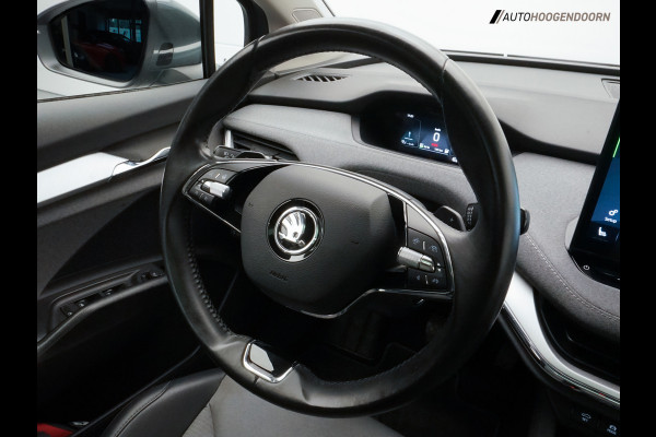 Škoda ENYAQ iV 80 Sport SoH 93% (APPLE CARPLAY,PANORAMADAK,CAMERA,STUUR-STOELVERWARMING,ADAPTIVE CRUISE,SFEERVERLICHTING,KEYLESS)