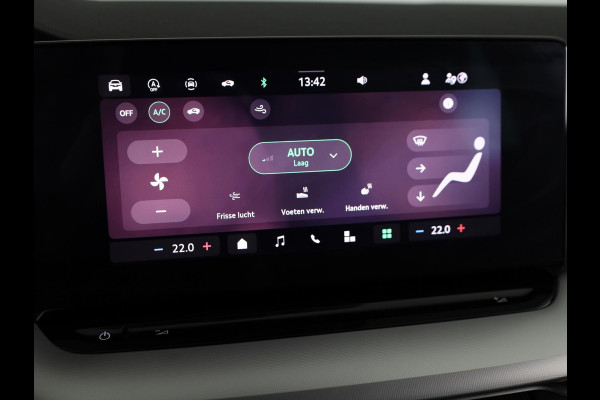 Škoda Octavia Combi Selection 1.5 TSI 115 pk Verlengde garantie | Navigatie via App | Parkeersensoren | Cruise controle