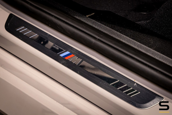BMW X3 30e xDrive|M-sport Pro|Full|E-Trek|Pano|Fiscaal gunstig