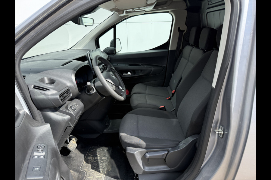 Opel e-Cargo 50kWh 136PK Elektrisch! L1 285KM WLTP Cruise control Carplay Navigatie Climate control Snelladen Parkeersensoren achter