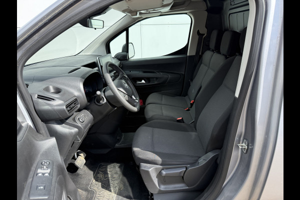 Opel e-Cargo 50kWh 136PK Elektrisch! L1 285KM WLTP Cruise control Carplay Navigatie Climate control Snelladen Parkeersensoren achter