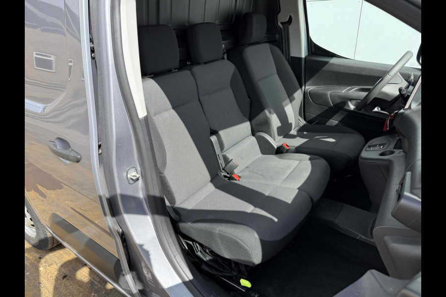 Opel e-Cargo 50kWh 136PK Elektrisch! L1 285KM WLTP Cruise control Carplay Navigatie Climate control Snelladen Parkeersensoren achter