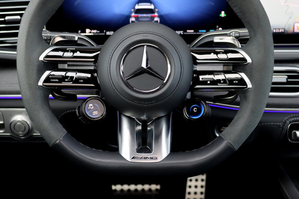 Mercedes-Benz GLE AMG 63 S 4MATIC+ | 612pk | Airmatic | AMG Drivers Package | Burmester | Trekhaak | Stoelventilatie | HUD | Luchtkwaliteitspakket | Zonnerollo's | Standkachel |