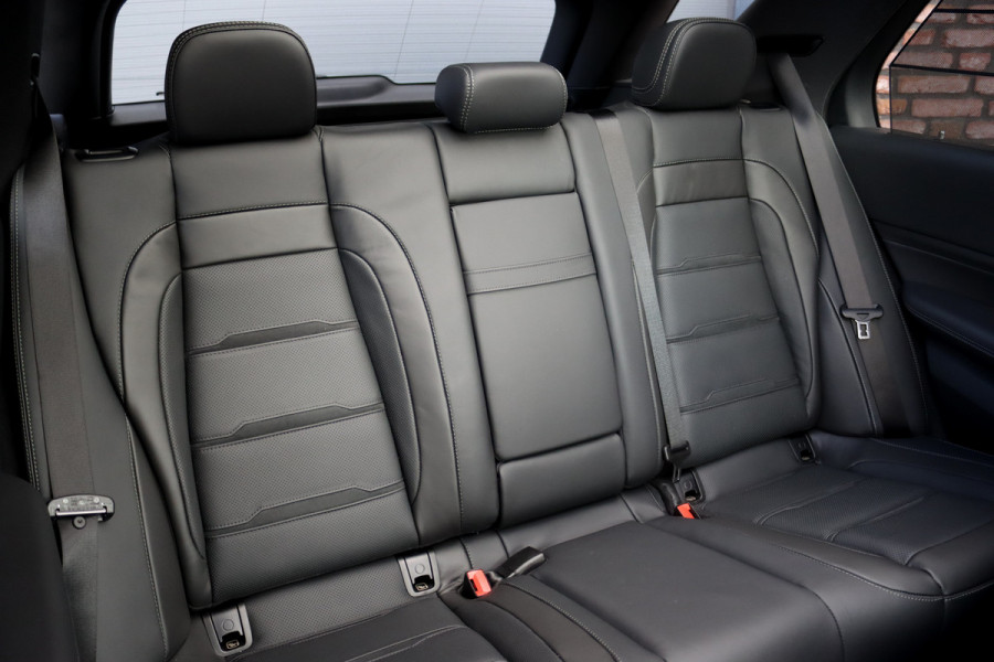 Mercedes-Benz GLE AMG 63 S 4MATIC+ | 612pk | Airmatic | AMG Drivers Package | Burmester | Trekhaak | Stoelventilatie | HUD | Luchtkwaliteitspakket | Zonnerollo's | Standkachel |