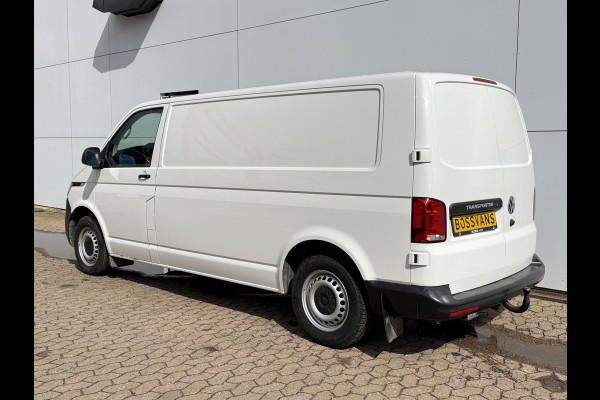 Volkswagen E-Transporter 37,3kWh 113PK L2 138 WLTP Snelladen Elektrisch Trekhaak Carplay Camera Inbouw Parkeersensoren Stoelverwarming