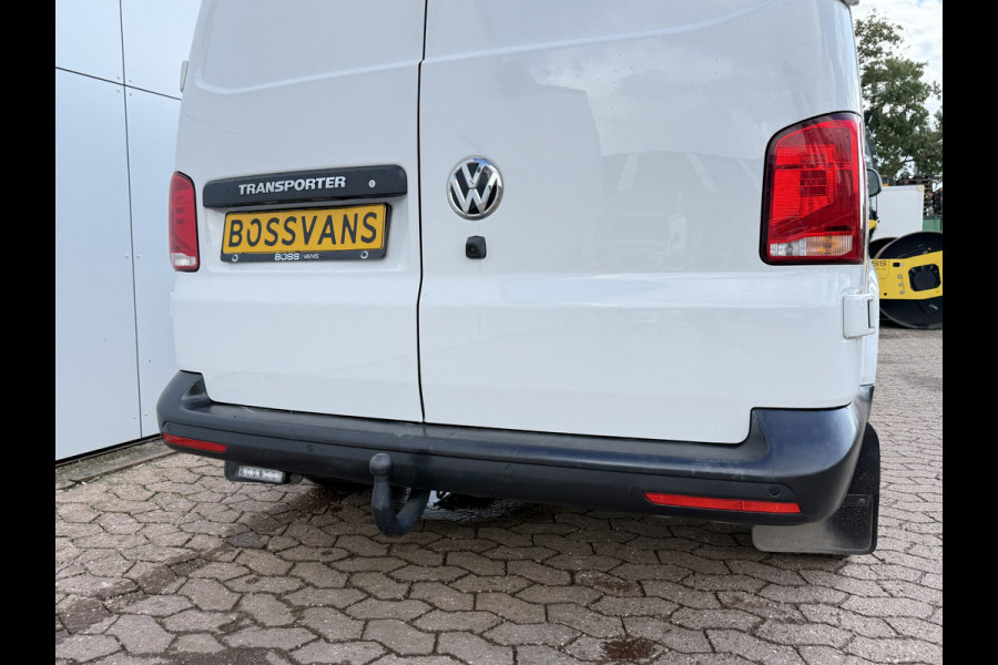 Volkswagen E-Transporter 37,3kWh 113PK L2 138 WLTP Snelladen Elektrisch Trekhaak Carplay Camera Inbouw Parkeersensoren Stoelverwarming