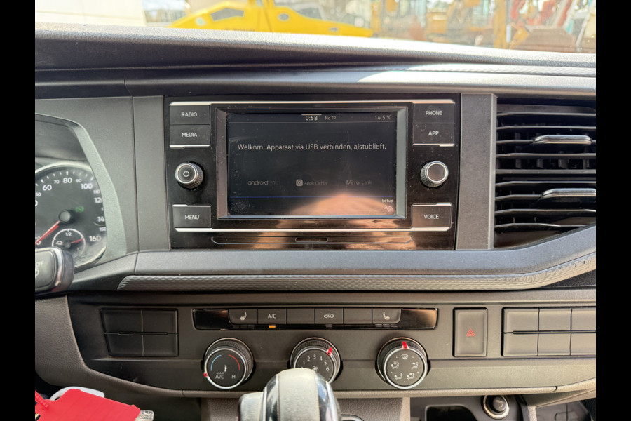 Volkswagen E-Transporter 37,3kWh 113PK L2 138 WLTP Snelladen Elektrisch Trekhaak Carplay Camera Inbouw Parkeersensoren Stoelverwarming