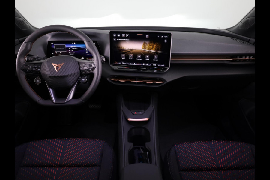 CUPRA Raval Business First Edition 56 kWh 211PK | Stoel & Stuurverwarming | Adaptieve Cruise Control | Keyless Entry | 18 Inch Velgen | Side Assist |