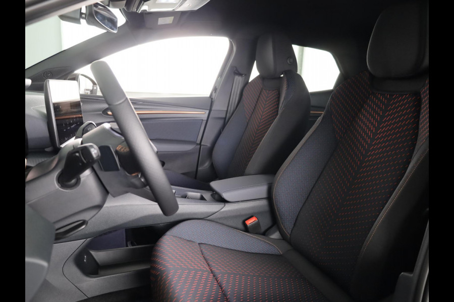 CUPRA Raval Business First Edition 56 kWh 211PK | Stoel & Stuurverwarming | Adaptieve Cruise Control | Keyless Entry | 18 Inch Velgen | Side Assist |