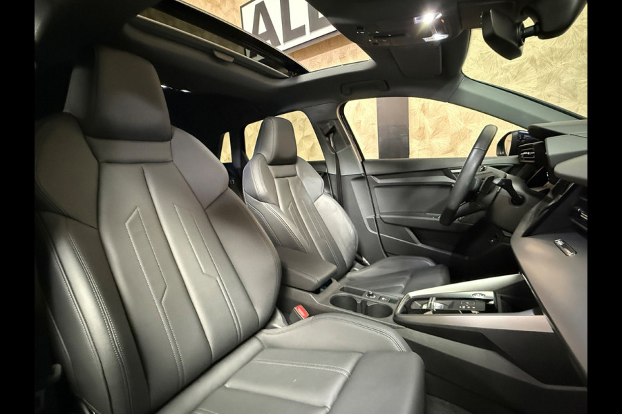 Audi A3 Sportback 40 TFSI e Edition | Pano | Stoelverwarming | Camera | Carplay