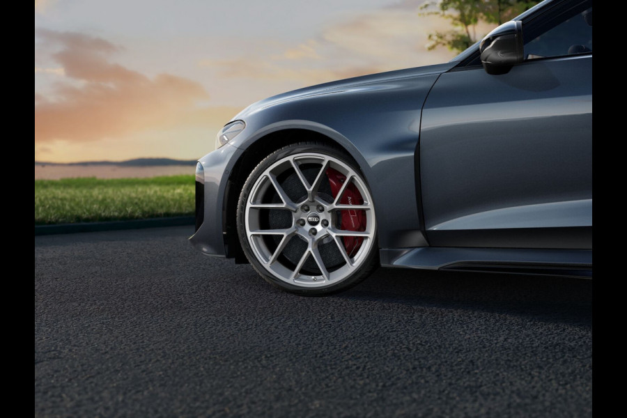 Audi RS5 Avant RS 5 e-hybrid quattro | VERWACHT 10-2026 | KERAMISCH | PANO | HUD | CARBON EXT. | SPORT PAKKET |