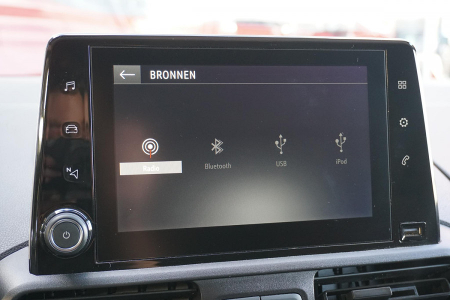Opel Combo 1.2 Turbo L1H1 Edition *MARGE* + APPLE CARPLAY / TREKHAAK / SENSOREN