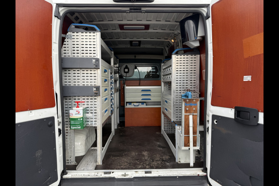 Peugeot Boxer 2.0 HDI 131 PK EURO 6 / L1H2 / SORTIMO INRICHTING / WERKPLAATS / CAMERA / CRUISE / AIRCO / NAVI