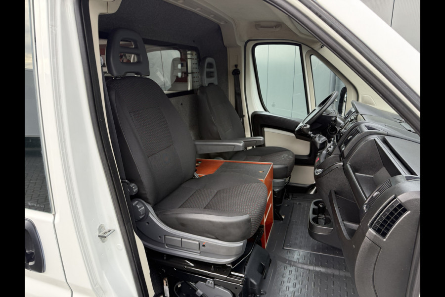 Peugeot Boxer 2.0 HDI 131 PK EURO 6 / L1H2 / SORTIMO INRICHTING / WERKPLAATS / CAMERA / CRUISE / AIRCO / NAVI
