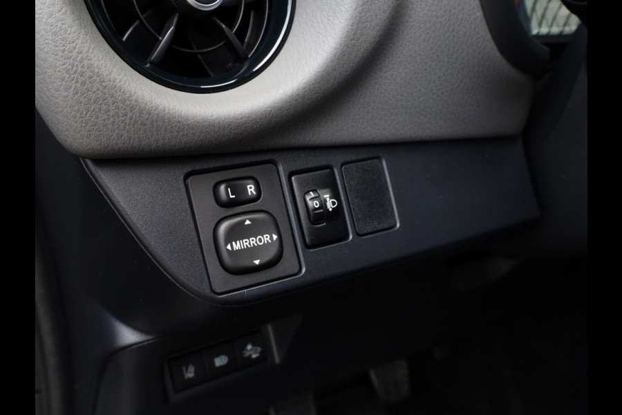 Toyota Yaris 1.0 VVT-i Connect | Airco | Carplay | NL-Auto