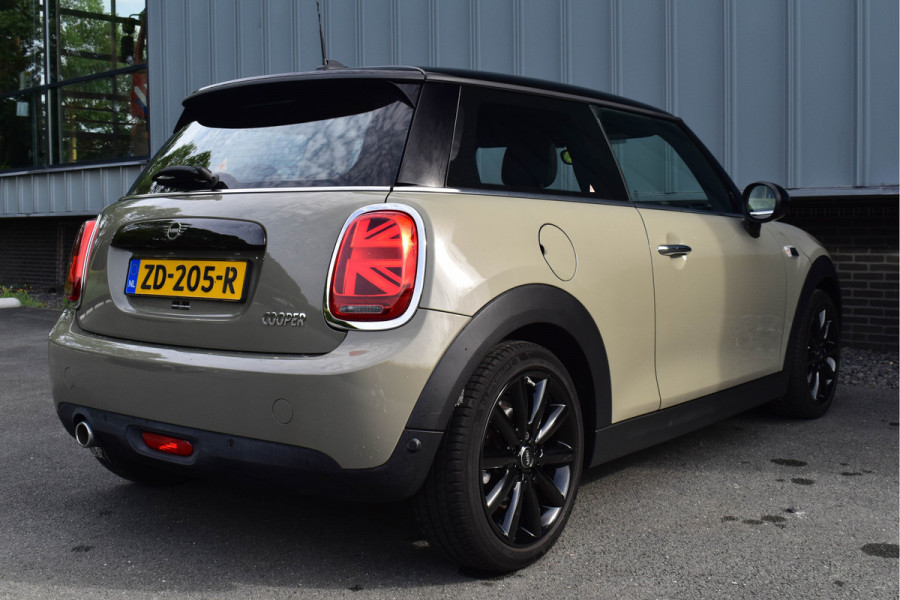MINI 3-deurs 1.5 Cooper Chili | Xenon | Carplay | Navi | Sportstoelen | PDC | Lichtmetalen velgen