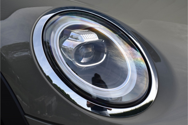 MINI 3-deurs 1.5 Cooper Chili | Xenon | Carplay | Navi | Sportstoelen | PDC | Lichtmetalen velgen