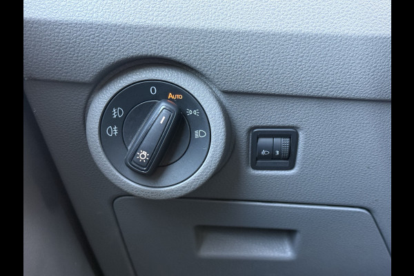 Volkswagen Transporter 2.0 TDI L2H1 28 ZB-Edition | NL-auto | 1e Eig | Carplay | Camera | Trekhaak