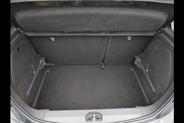 Opel Corsa 1.4 Favourite | 1e eigenaar | Cruise Control | Bluetooth | Prijs Rijklaar!!