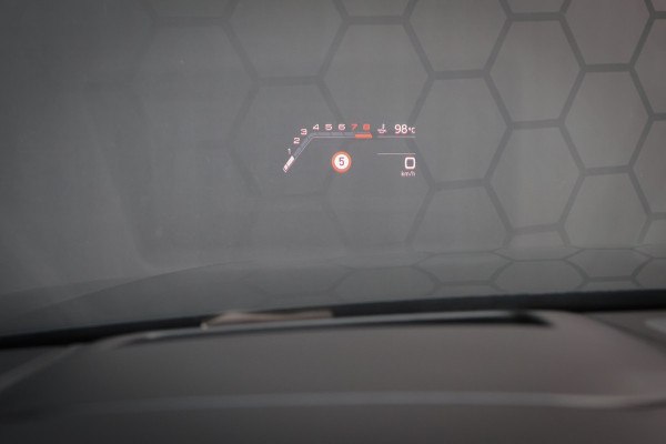 Audi RSQ8 4.0 TFSI RS Q8 quattro | CARBON IN & EXTERIEUR | ADAPTIVE CRUISE | TREKHAAK | MASSAGE | STOELVEWARMING & VERKOELING | CAMERA | H