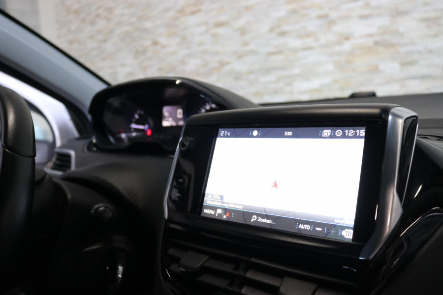 Peugeot 2008 1.2 PureTech Blue Lion | CARPLAY | INCL NWE DISTR | RIJKLAAR | NAP | NL AUTO |