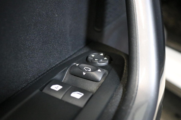 Peugeot 2008 1.2 PureTech Blue Lion | CARPLAY | INCL NWE DISTR | RIJKLAAR | NAP | NL AUTO |