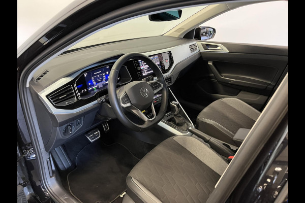 Volkswagen Polo 1.0 TSI Automaat Goal Navigatie Apple Carplay/Android Auto Parkeersensoren Adaptive Cruise Control Stoelverwarming Matrix LED koplampen Climate Control Lichtmetalen velgen