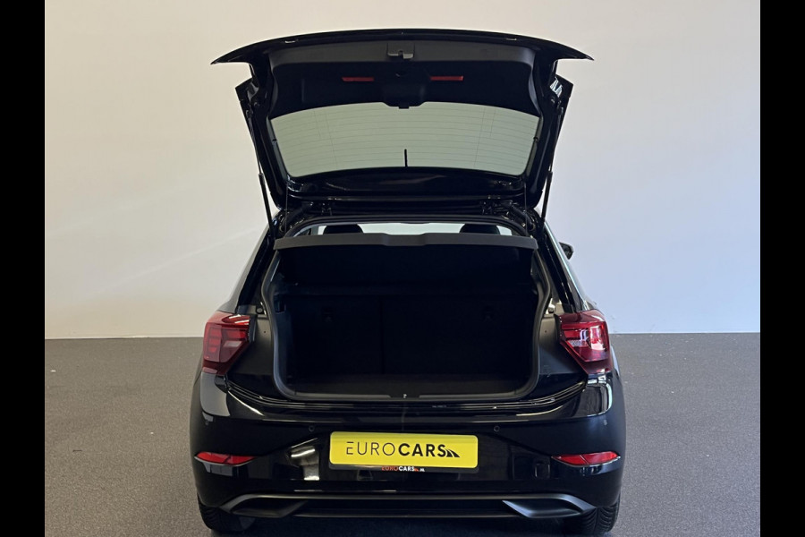 Volkswagen Polo 1.0 TSI Automaat Goal Navigatie Apple Carplay/Android Auto Parkeersensoren Adaptive Cruise Control Stoelverwarming Matrix LED koplampen Climate Control Lichtmetalen velgen