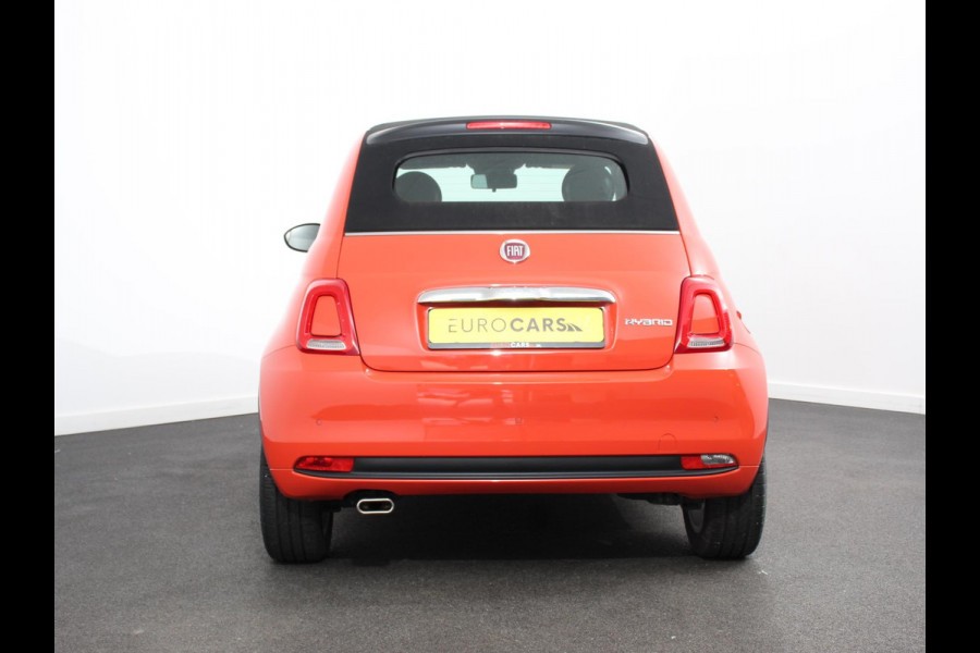 Fiat 500C 1.0 Hybrid Cabrio Navigatie Climate Control Cruise control Lichtmetalen velgen Apple Carplay/ Android Auto Navigatie Parkeersensor achter