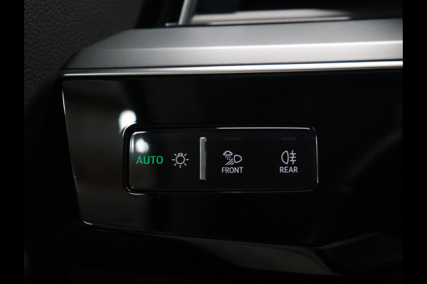 Audi e-tron Sportback 55 quattro Sport 95 kWh 92,5%SOH [BANG & OLUFSEN PREMIUM SOUNDSYSTEM, CRUISE CONTROL, MEMORY SEATS, DIGITAL DASH, TOP VIEW 360 CAMERA, NAVIGATIE, BLUETOOTH, ELEKTRISCHE ACHTERKLEP, CLIMATE CONTROL, LED, NIEUWSTAAT]