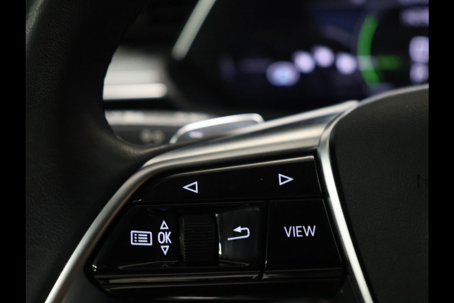 Audi e-tron Sportback 55 quattro Sport 95 kWh 92,5%SOH [BANG & OLUFSEN PREMIUM SOUNDSYSTEM, CRUISE CONTROL, MEMORY SEATS, DIGITAL DASH, TOP VIEW 360 CAMERA, NAVIGATIE, BLUETOOTH, ELEKTRISCHE ACHTERKLEP, CLIMATE CONTROL, LED, NIEUWSTAAT]