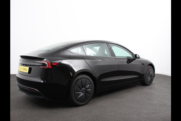 Tesla Model 3 RWD 60 kWh 534KM LFP Autopilot Panorama Warmtepomp Stoel/Stuurverwarming Full LED PDC VA+ Camera