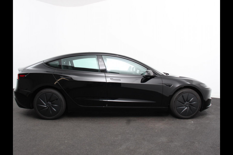 Tesla Model 3 RWD 60 kWh 534KM LFP Autopilot Panorama Warmtepomp Stoel/Stuurverwarming Full LED PDC VA+ Camera