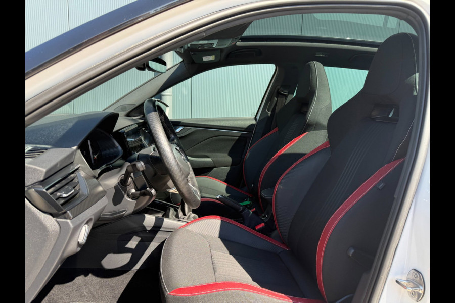 Škoda Kamiq 1.0 TSI Monte Carlo * Panoramadak * Parkeercamera * Navigatiesysteem * Keyless entry*