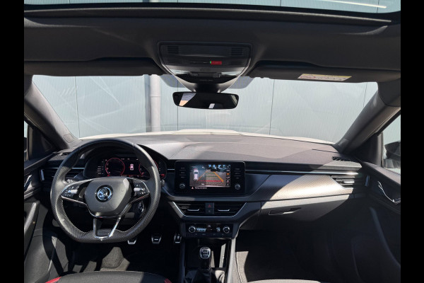 Škoda Kamiq 1.0 TSI Monte Carlo * Panoramadak * Parkeercamera * Navigatiesysteem * Keyless entry*